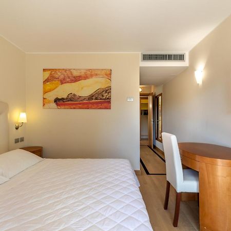 Hotel Villa Doimo リニャーノ・サッビアドーロ エクステリア 写真